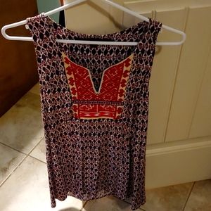 A Common thread colorful top